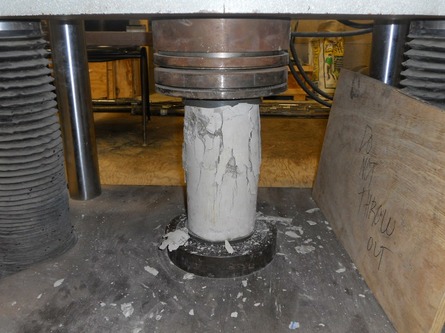 Молоток кашкарова используется для определения прочности бетона методом
